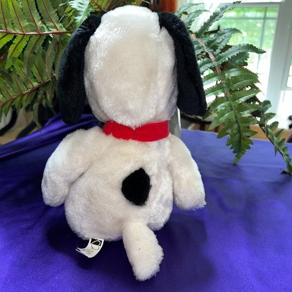 ๐Kohl's Cares for Kids Cute Snoopy Peanuts Stuffed Animal - Picture 5 of 11